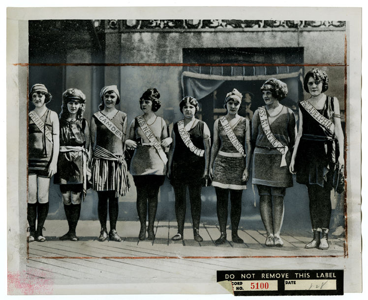 Contestants at the first Miss American pageant, 1921