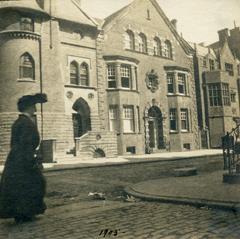 HSP Exhibition, NE Corner of Juniper and Locust Sts, 1905, Perkins Collection FULL